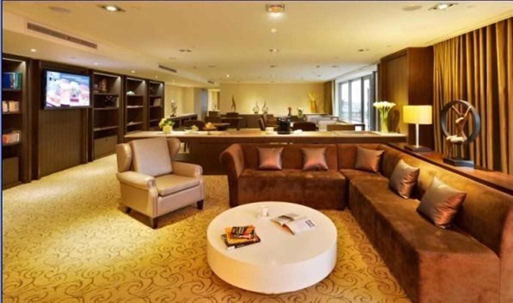 Windsor Park Hotel Kunshan Kunshan  Exterior photo