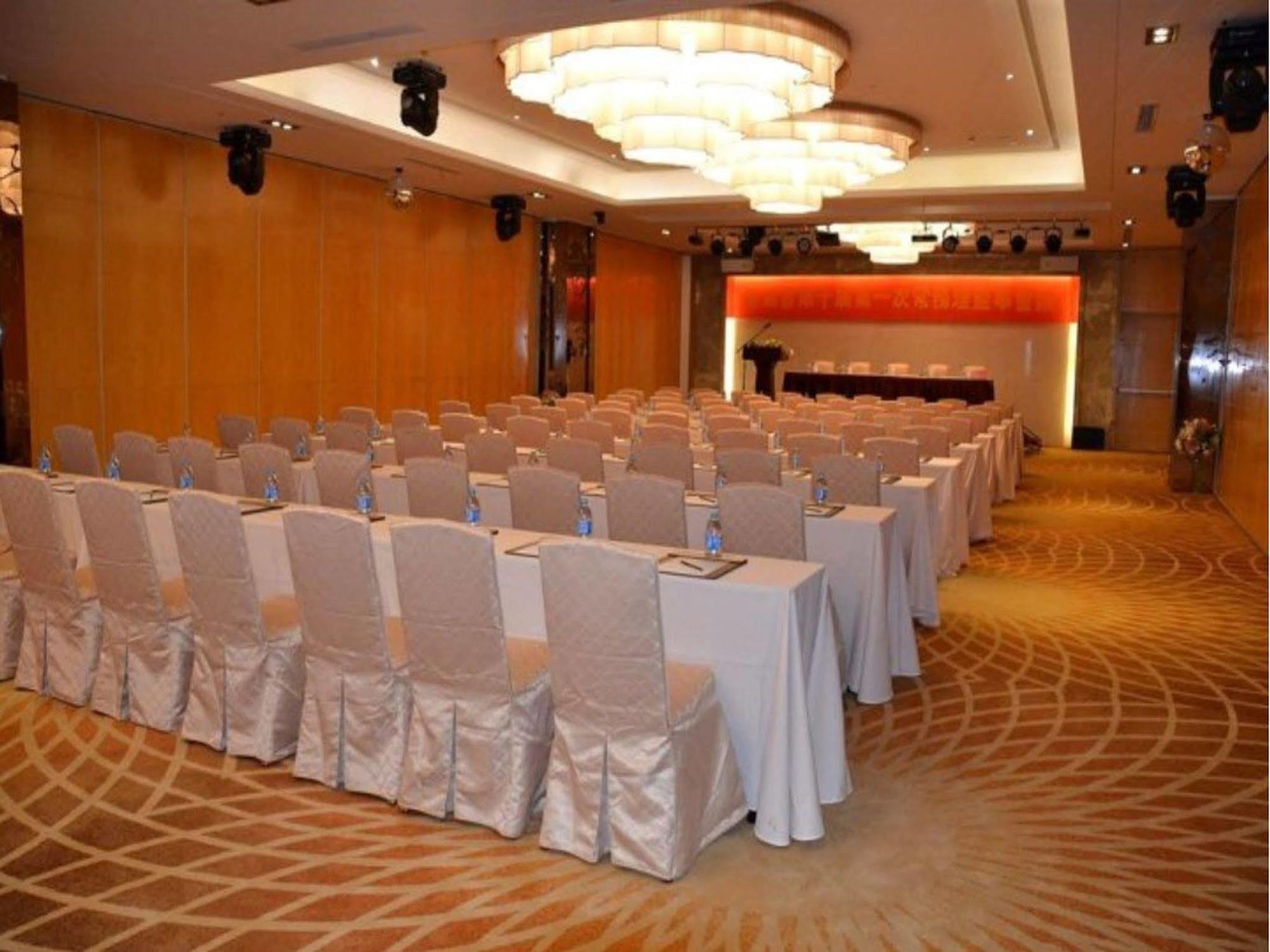 Windsor Park Hotel Kunshan Kunshan  Exterior photo